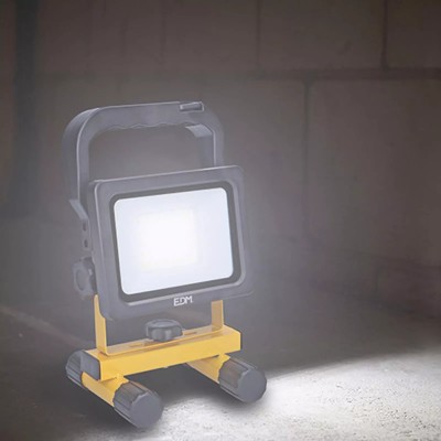 FOCO LED RECARGABLE 20W 2000Lm 6500K 2X2000mAh EDM